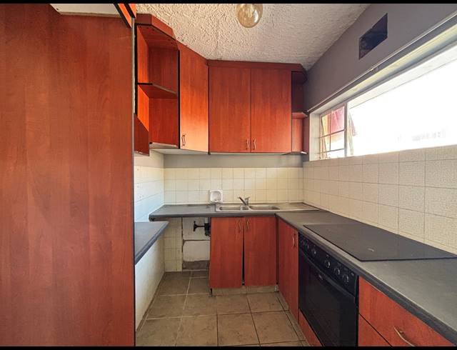 1 BEDROOM APARTMENT TO LET IN MORNINGSIDE